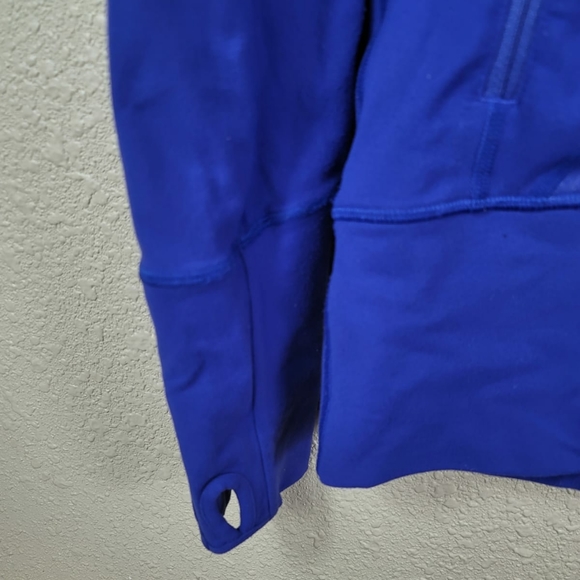 Royal blue Lululemon scuba hoodie. Size 6 sweater - Picture 6 of 7